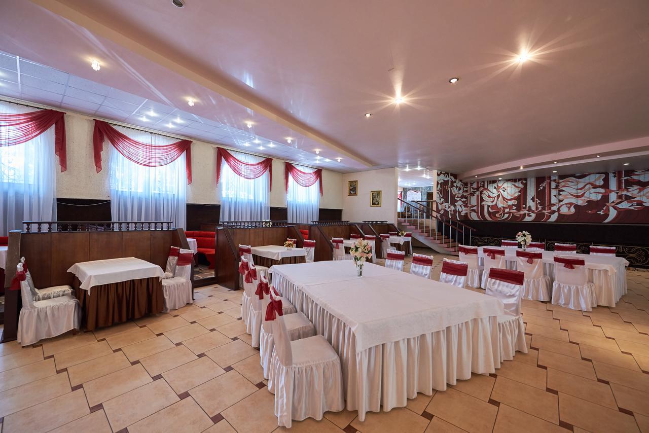 Rassvet Hotel Dnipro Exterior photo